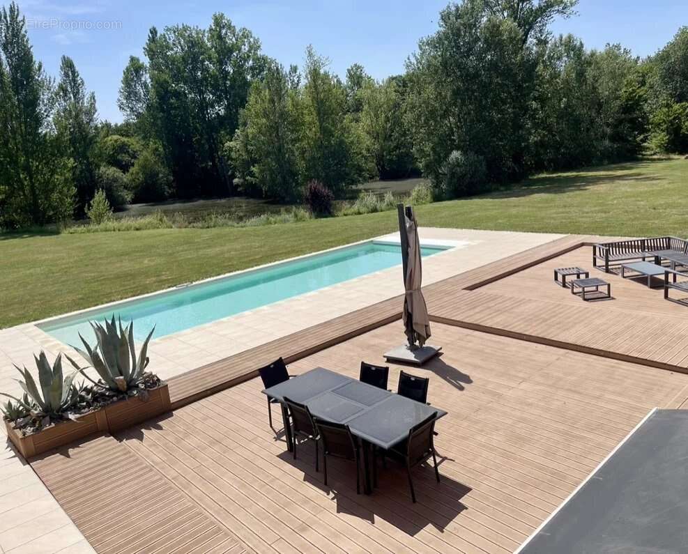 Maison à CAMBOUNET-SUR-LE-SOR