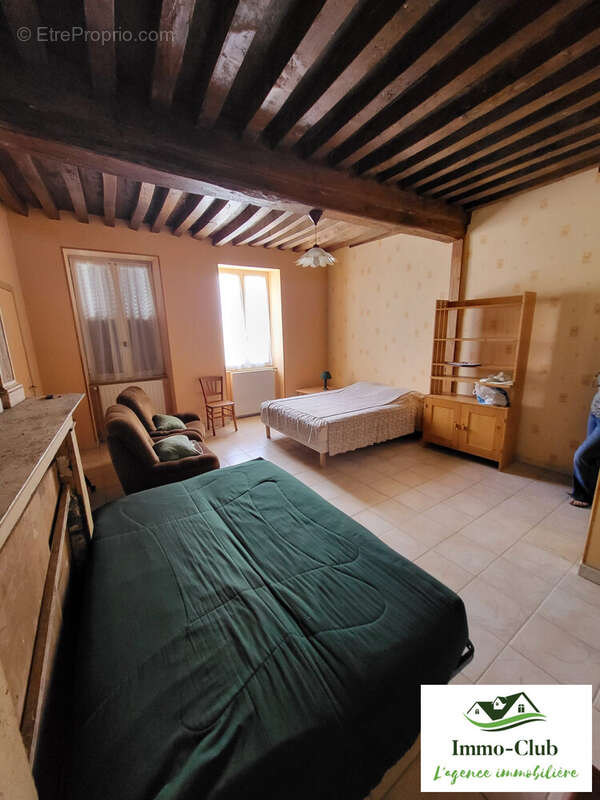 Maison à CHATEAU-CHINON(VILLE)