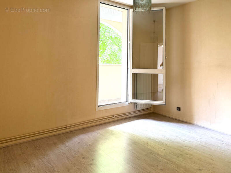 Appartement à VILLEFRANCHE-SUR-SAONE