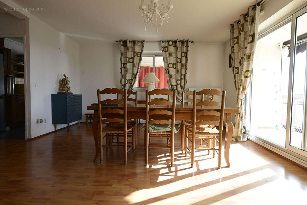 Appartement Pessac Centre 5 pièce(s) 96 m2 avec box - photo 3