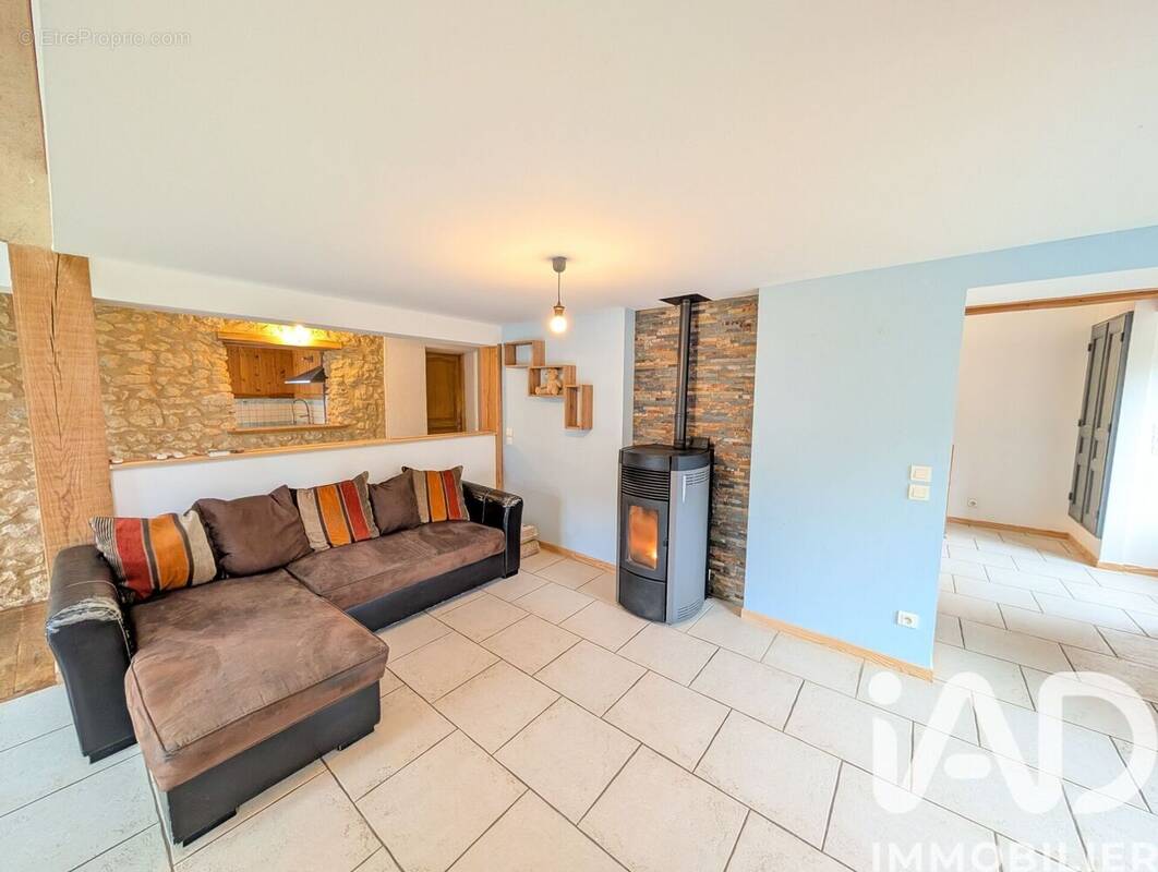 Photo 1 - Maison à CIVAUX