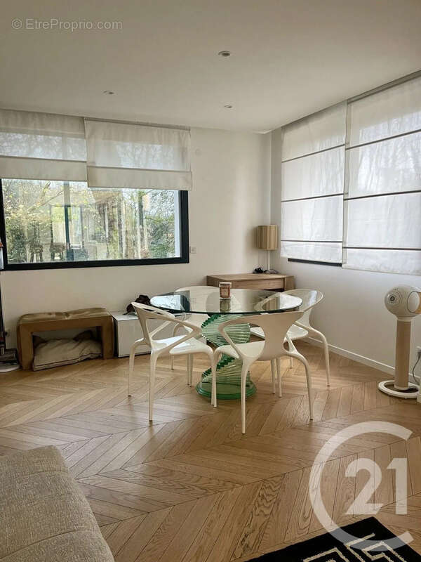 Maison à SAINT-MAUR-DES-FOSSES