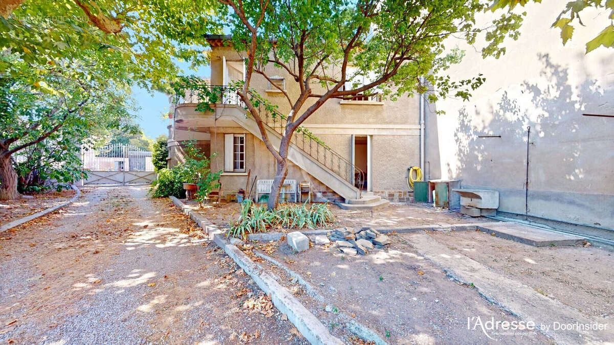 Maison à LEZIGNAN-CORBIERES