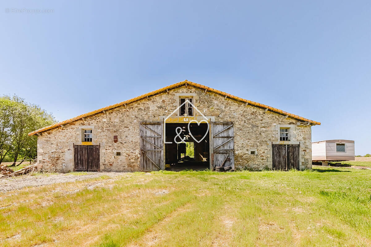 Maison à DOMPIERRE-SUR-YON
