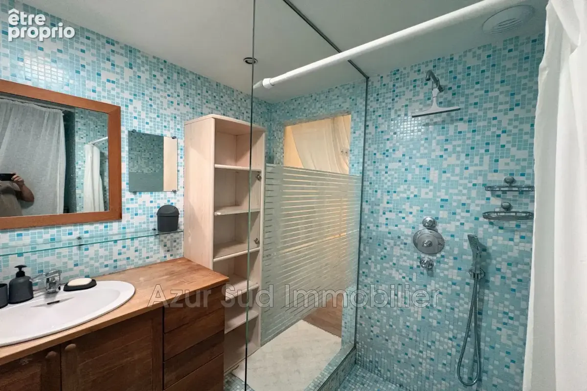 Maison 71 m² à Antibes  - photo 6