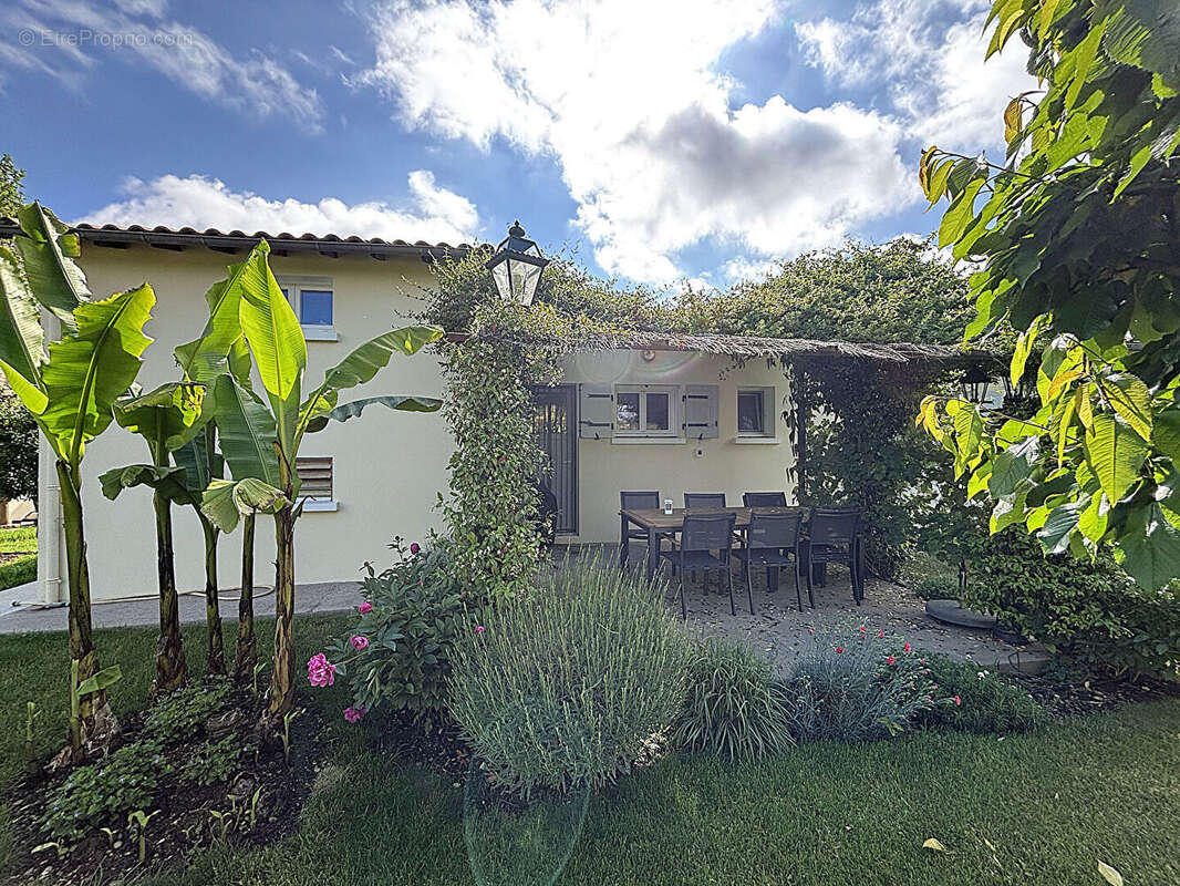 Maison à VOUILLE