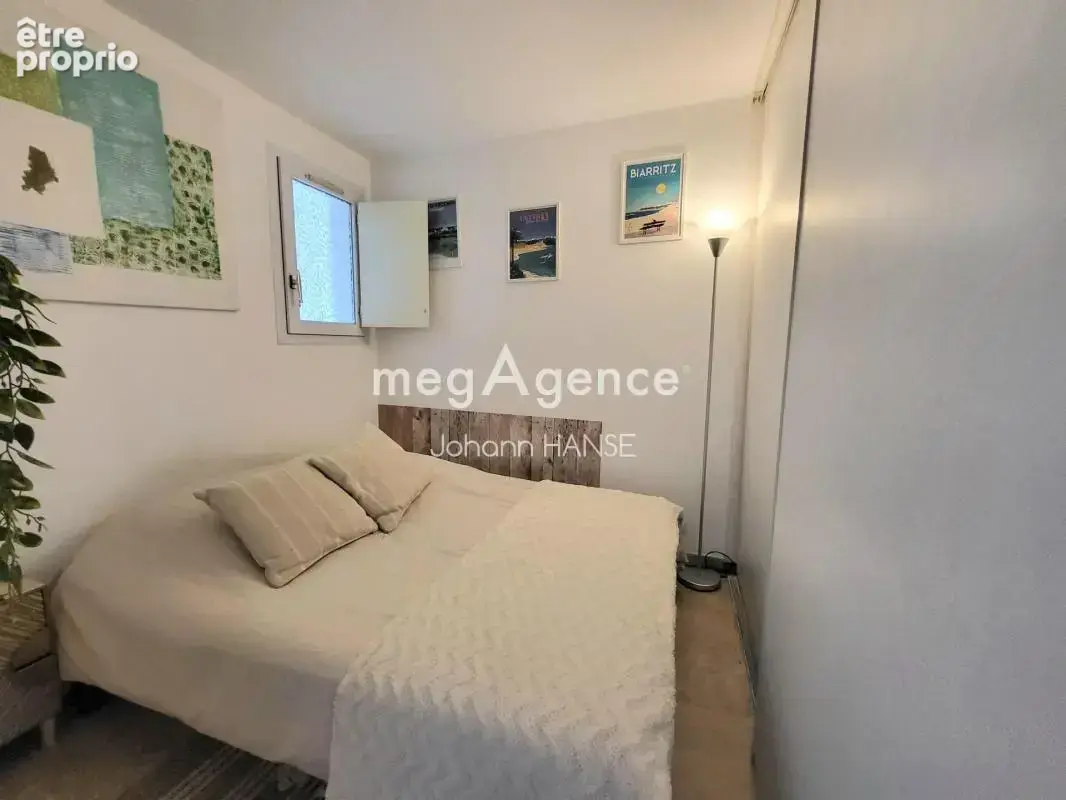 La croix-valmer – t2 29 m² – terrasse couverte 8 m² – piscine – tout à pied - photo 7