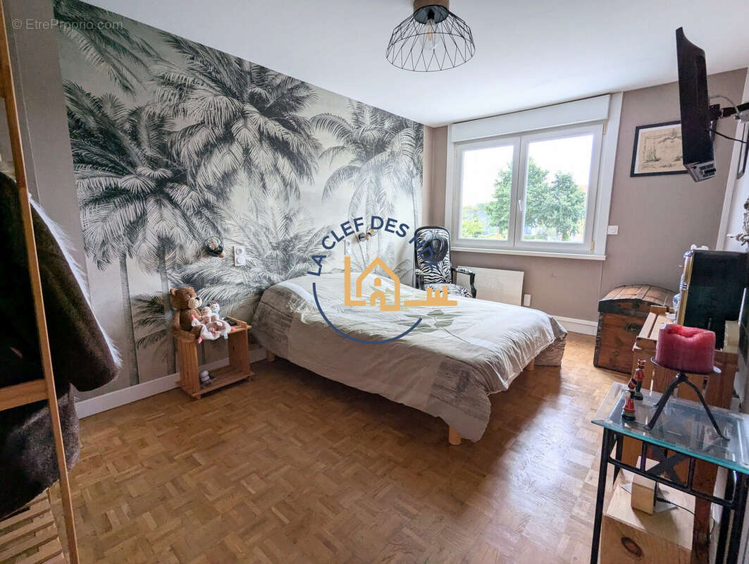 Maison à SAINT-AMAND-LES-EAUX