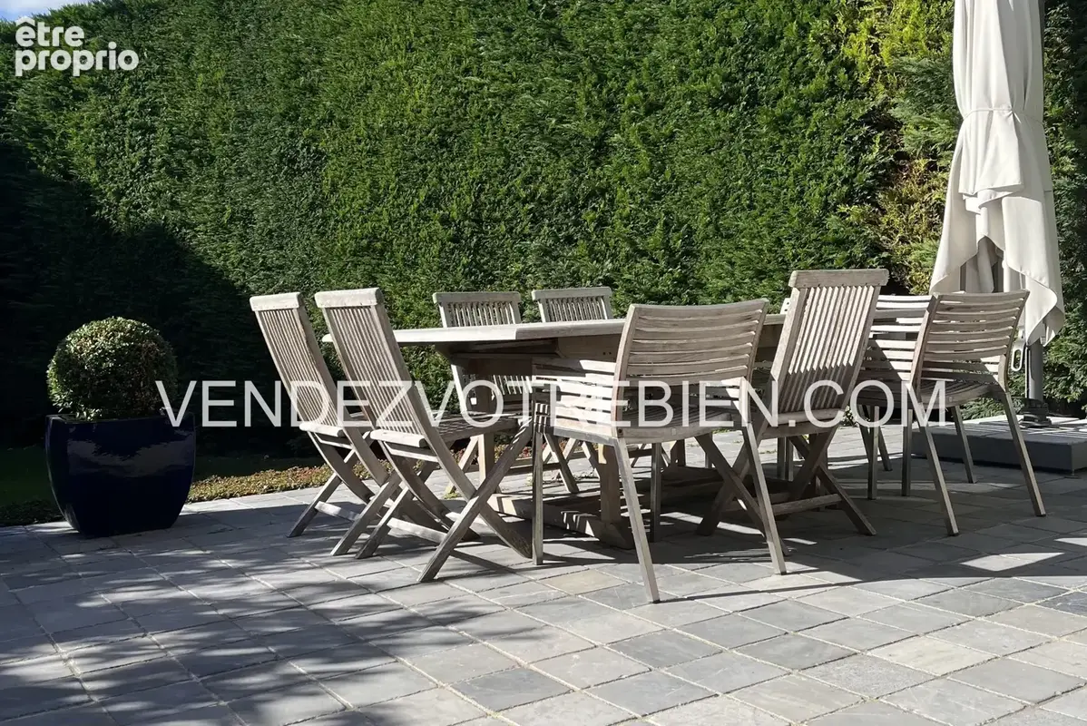 Maison de caractère de 250 m2 à LA MADELEINE avec cabinet médical attenant , idéale pour grande famille et pro - photo 14