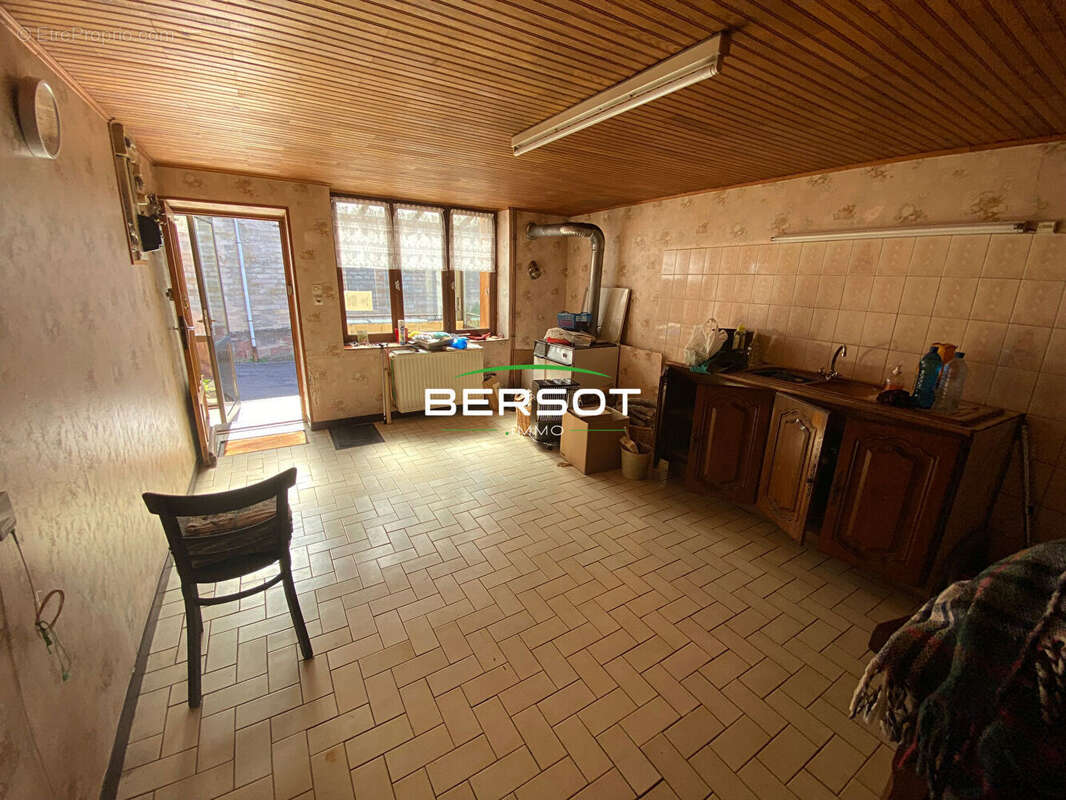 Maison à AILLEVILLERS-ET-LYAUMONT