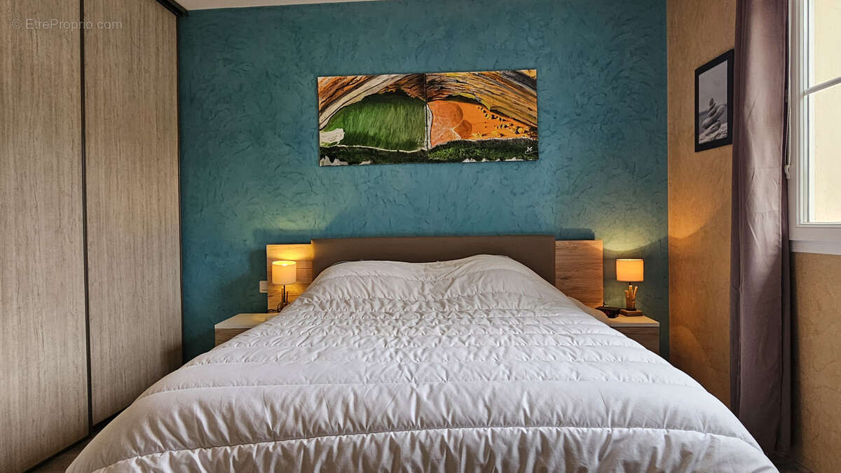 Maison à VIC-FEZENSAC