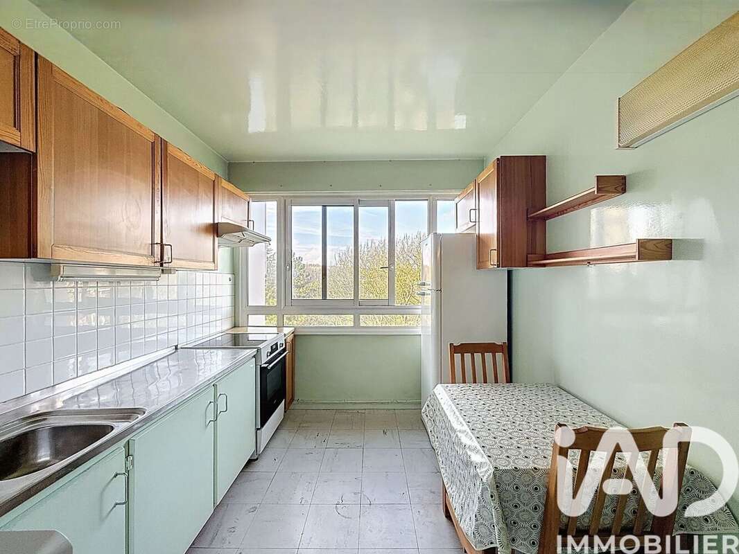 Photo 3 - Appartement à VERRIERES-LE-BUISSON