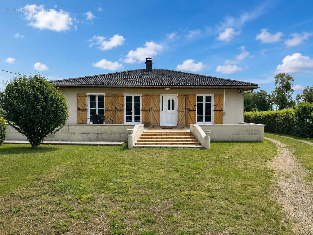 Maison à GORREVOD