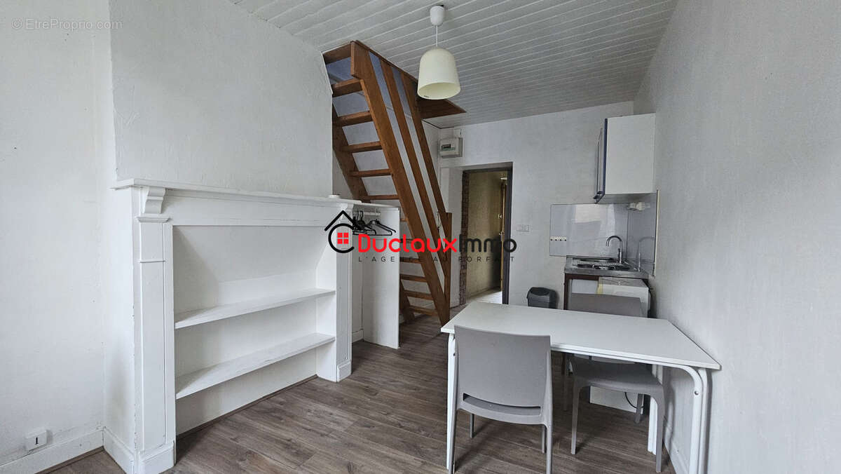 AURILLAC - Quartier très recherché - Immeuble en MONOPROPRIETE - photo 11