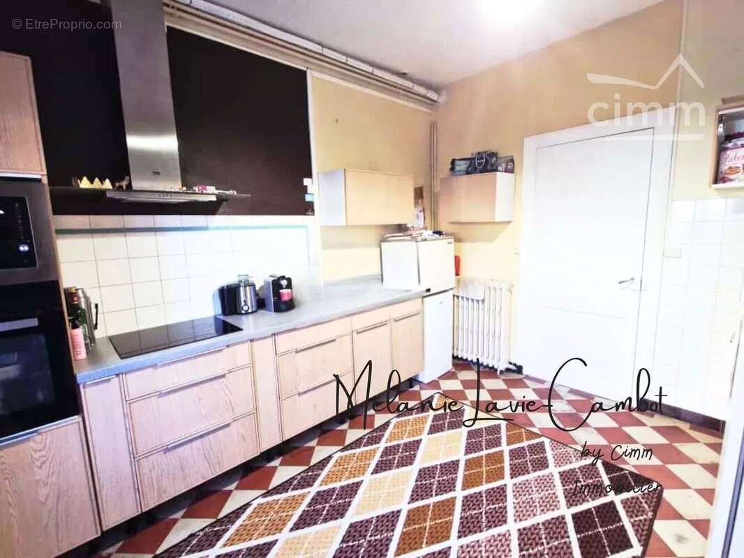 Appartement à SAINT-YZAN-DE-SOUDIAC