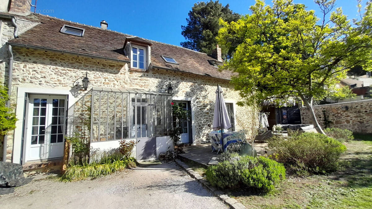 Maison à LIMOURS