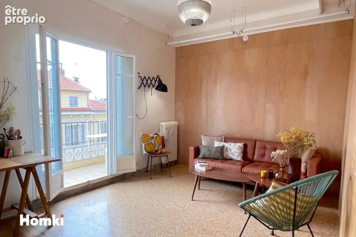 Appartement T3 rénové par une artiste – terrasse plein sud - photo 6
