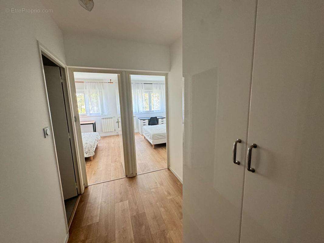 Appartement à MARSEILLE-9E