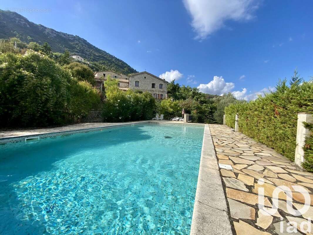 Photo 4 - Maison à CHATEAUNEUF-VILLEVIEILLE