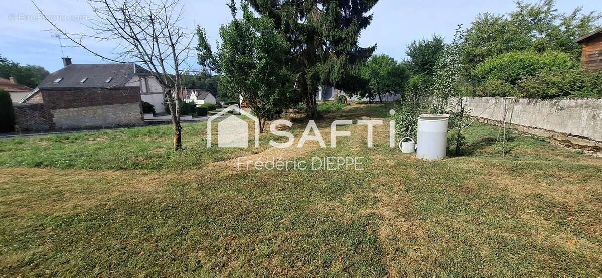 Terrain 594 m² à Noyant-Et-Aconin  - photo 7