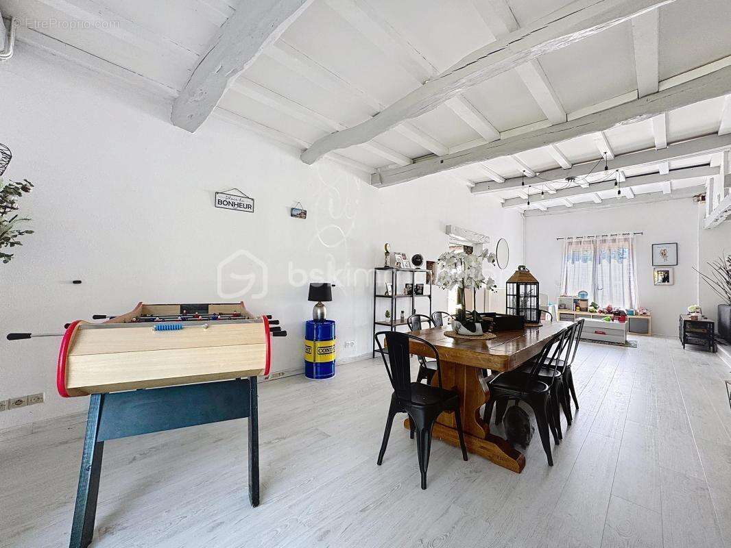 Maison à PONTAILLER-SUR-SAONE