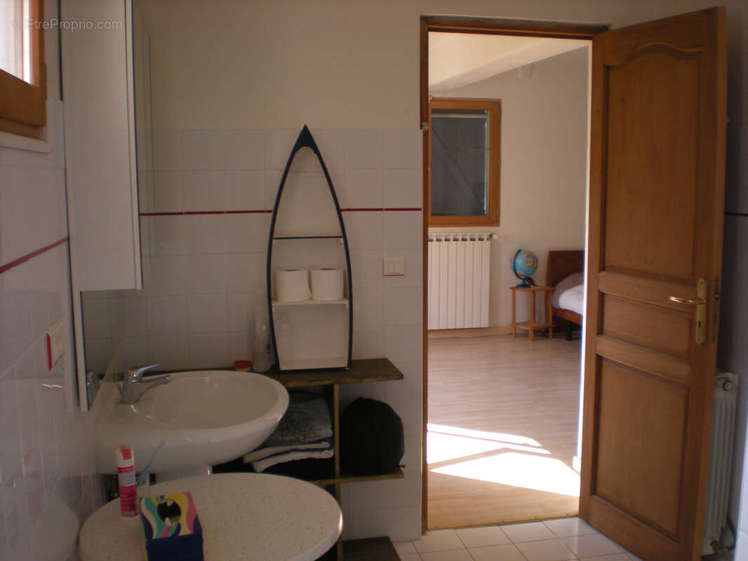 Maison moderne de 220 m2 au calme, piscine. - photo 15