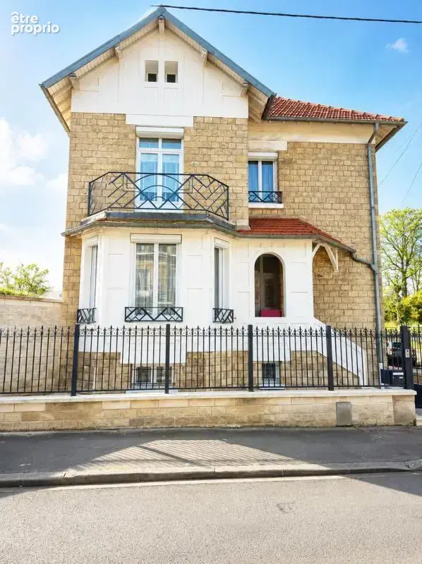 Maison à COMPIEGNE