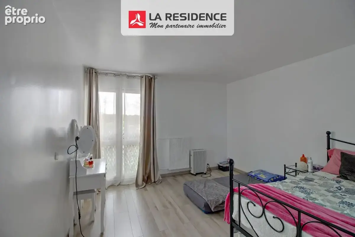 Appartement 4 pièces 78 m² à vendre à Les Mureaux (78130) - photo 3