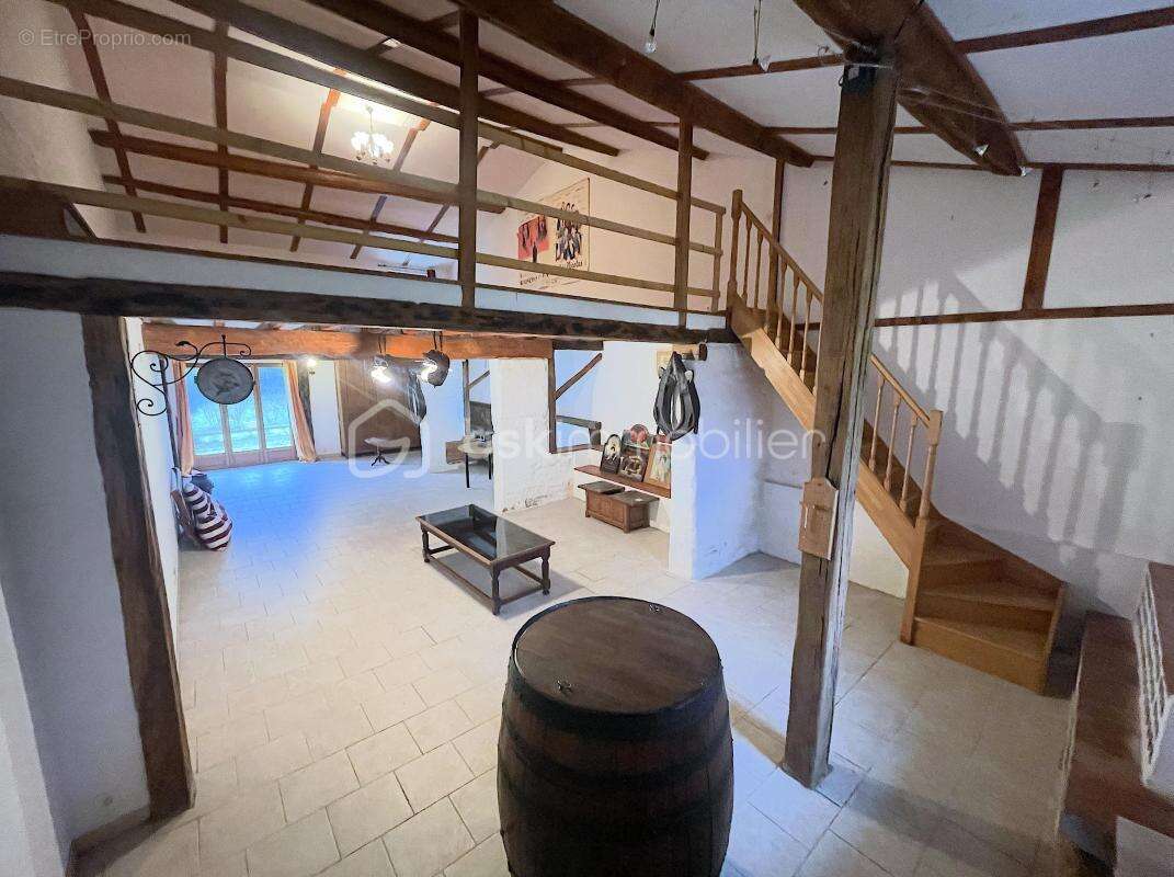 Maison à FRONTON