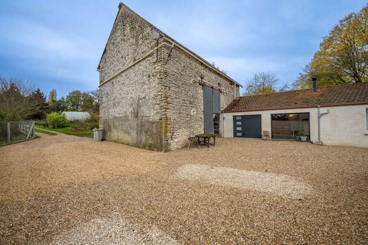 Maison 88 m² à Cravent  - photo 20