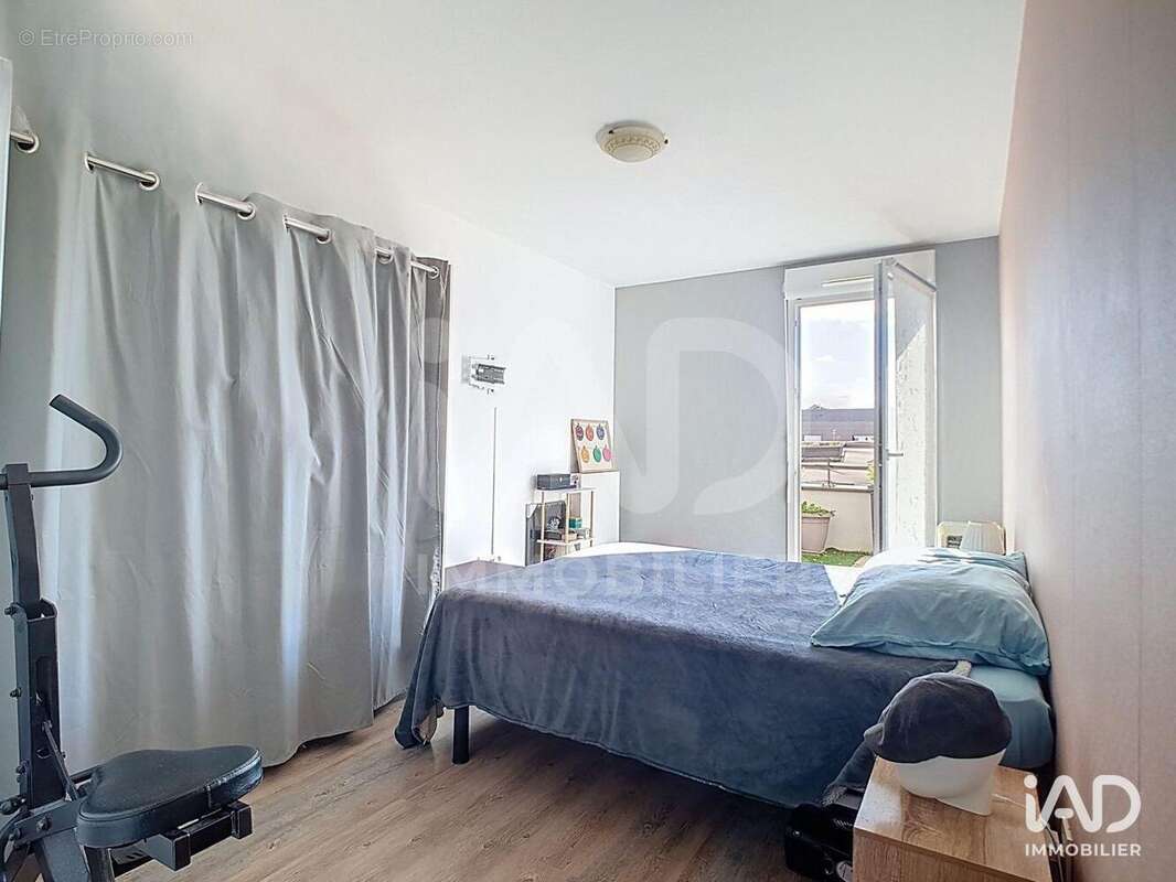 Photo 8 - Appartement à DAMMARIE-LES-LYS