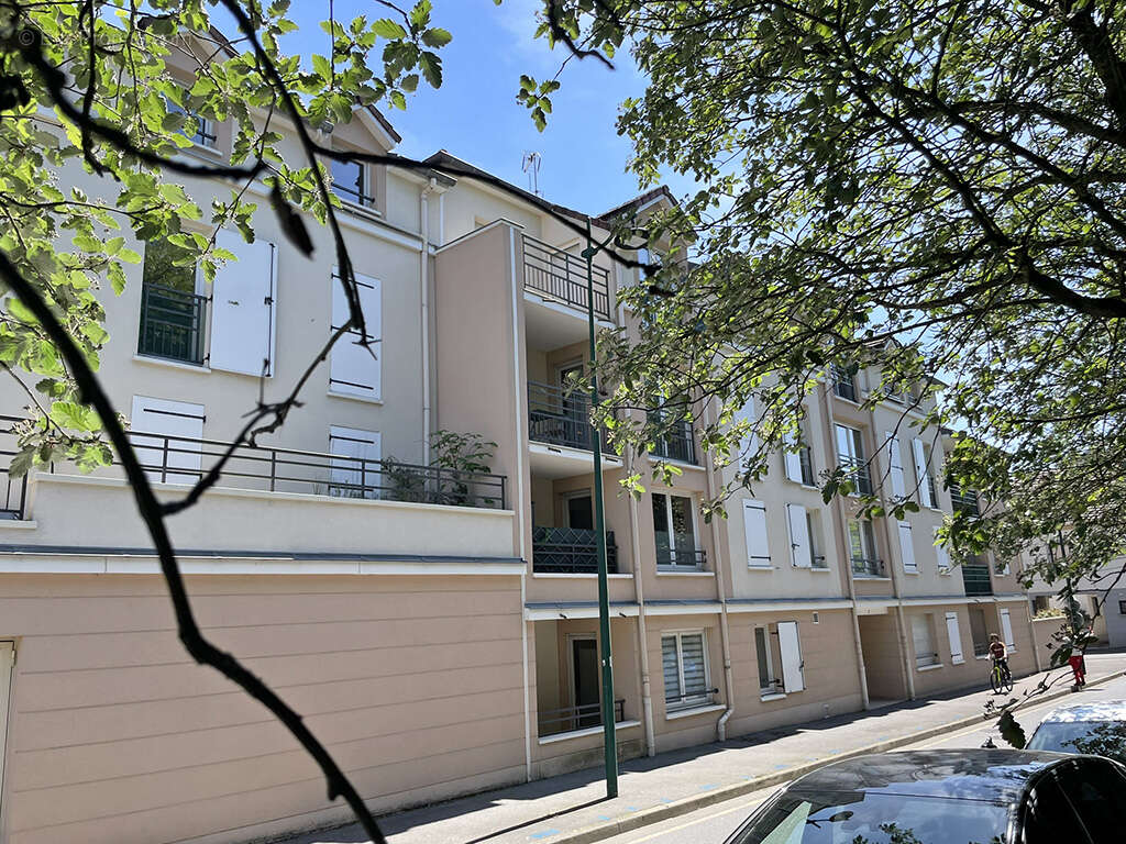 Appartement à TAVERNY