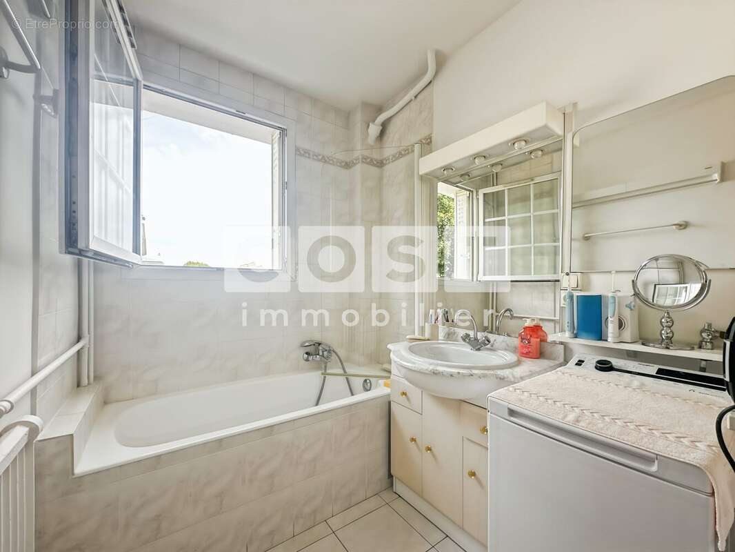 Appartement à BOIS-COLOMBES