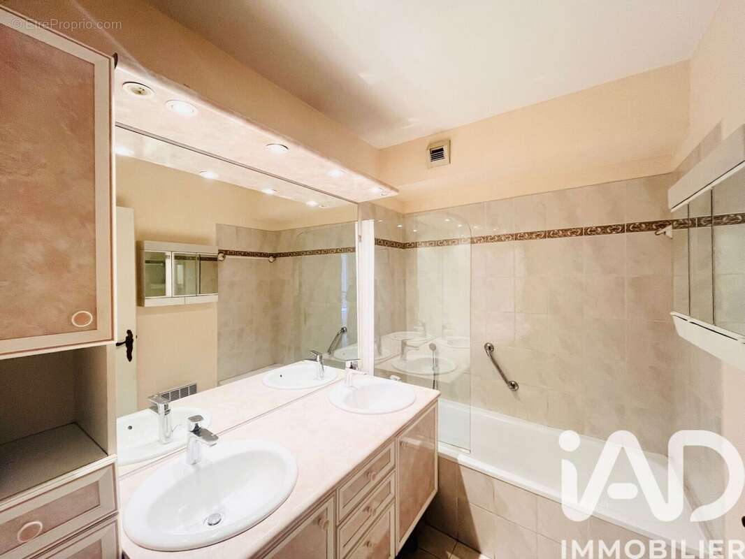 Appartement 73 m² à Villeneuve-Loubet  - photo 8