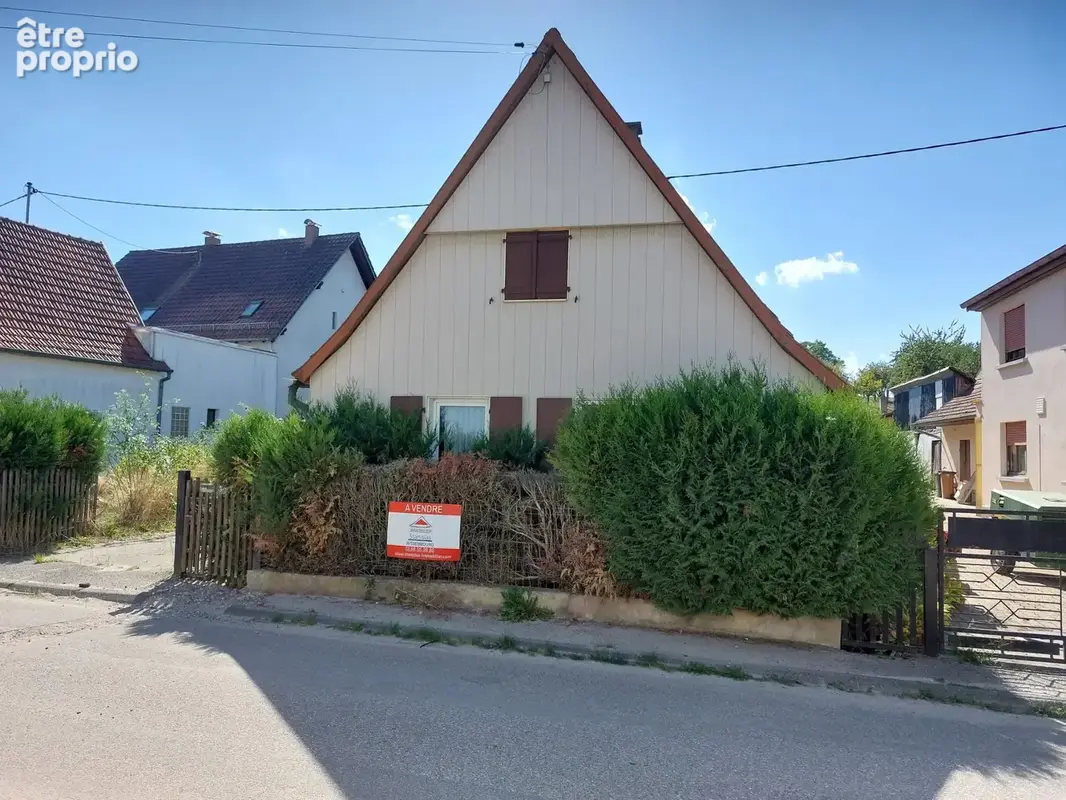 Maison d'environ 79 m2 à rénover - photo 2