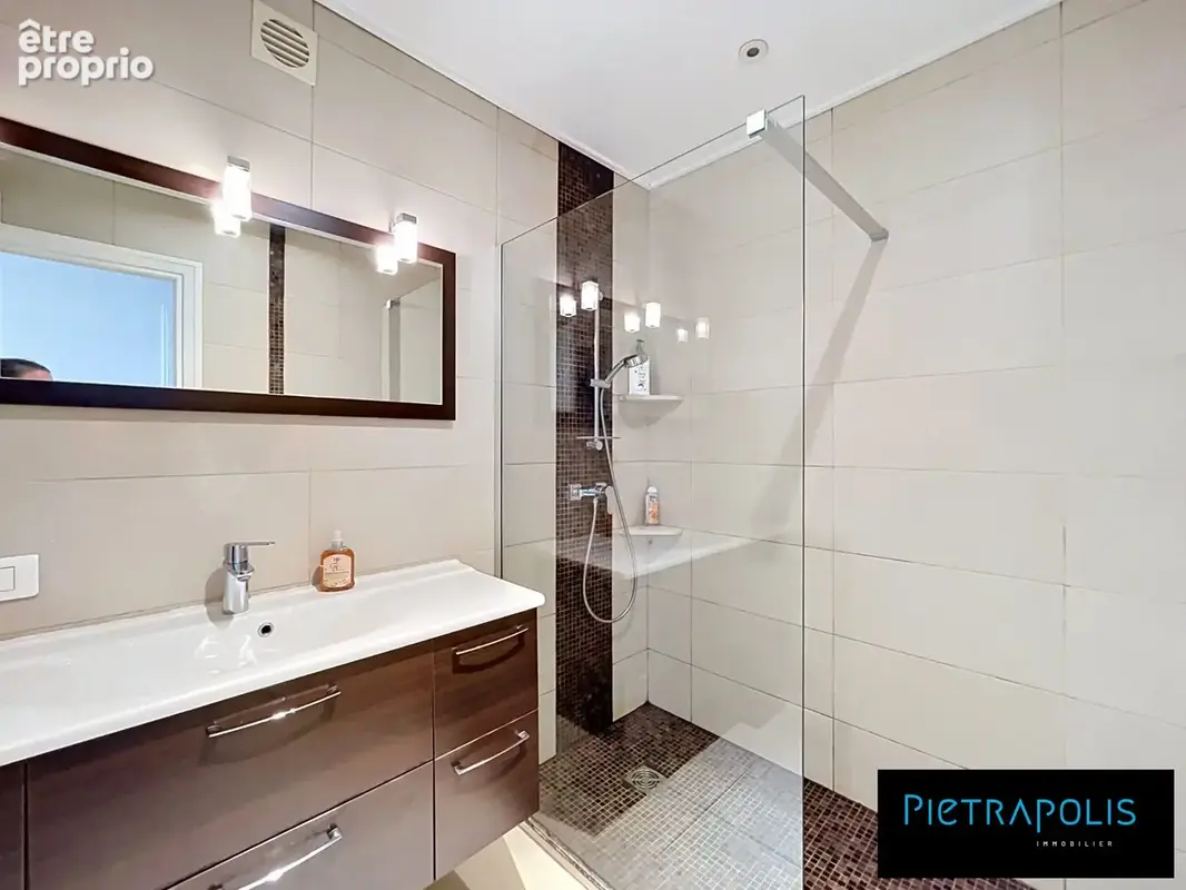 Appartement 107 m² à Lyon-3e  - photo 6