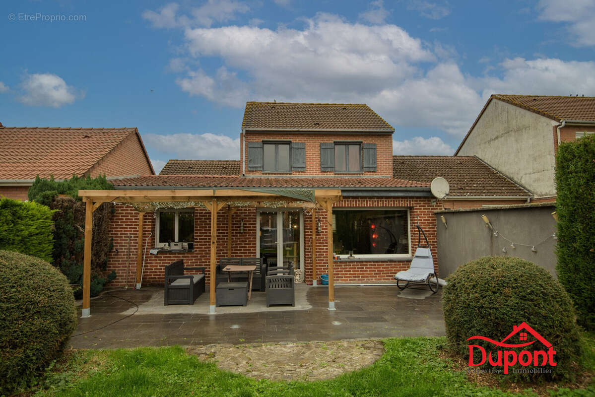 Maison à PETITE-FORET