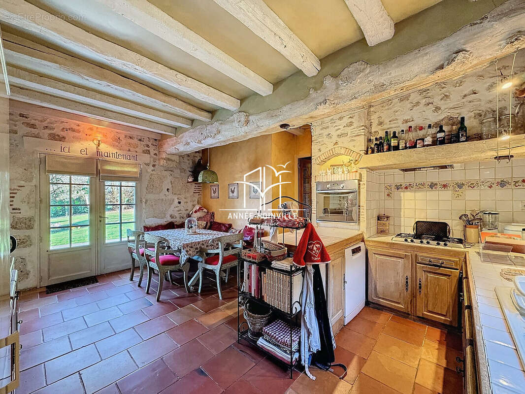 Maison à ENGLESQUEVILLE-EN-AUGE