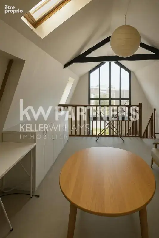 Appartement à LES LILAS