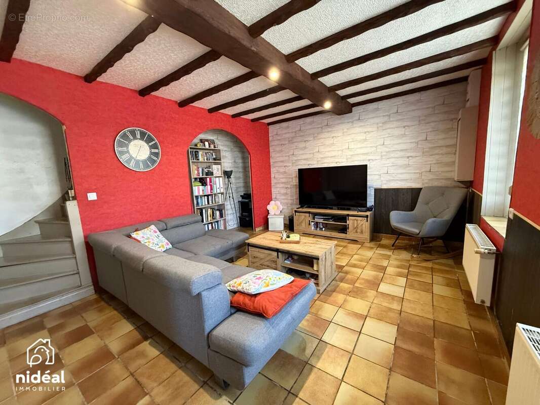 Maison à FERRIERE-LA-GRANDE