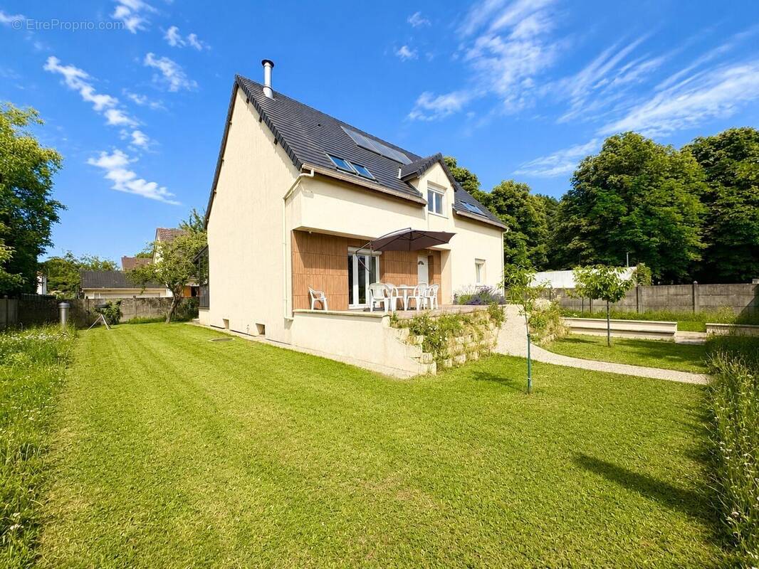 Maison à SUCY-EN-BRIE