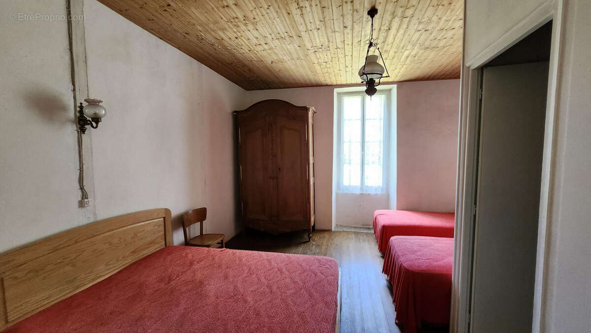 Maison à SAINT-HILAIRE-DE-RIEZ