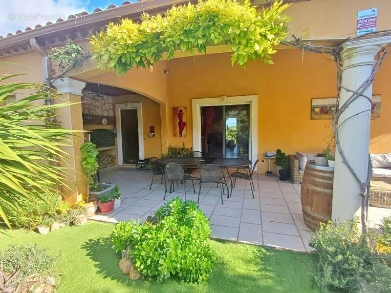 Maison à PUISSALICON