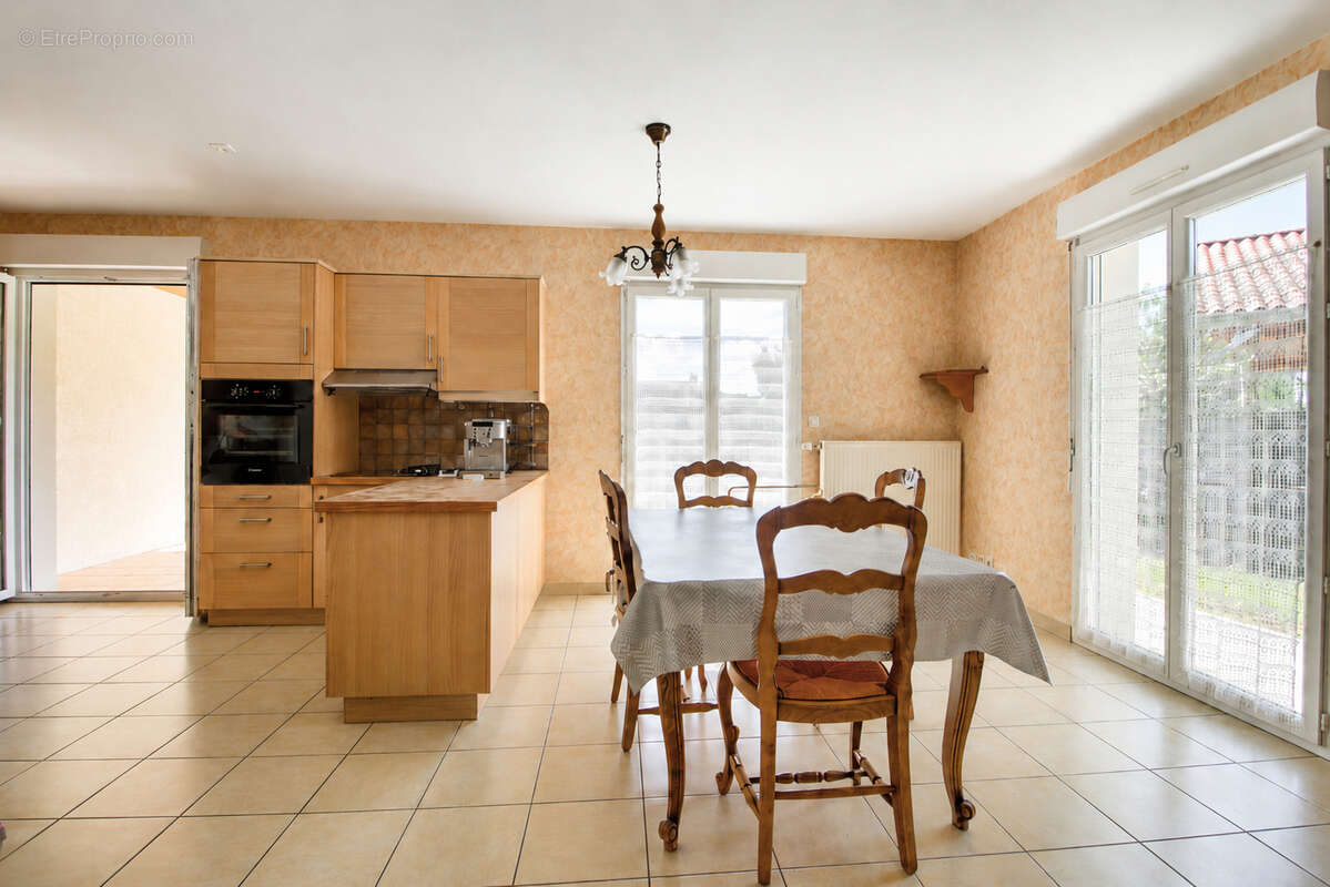 Maison à AMBERIEU-EN-BUGEY