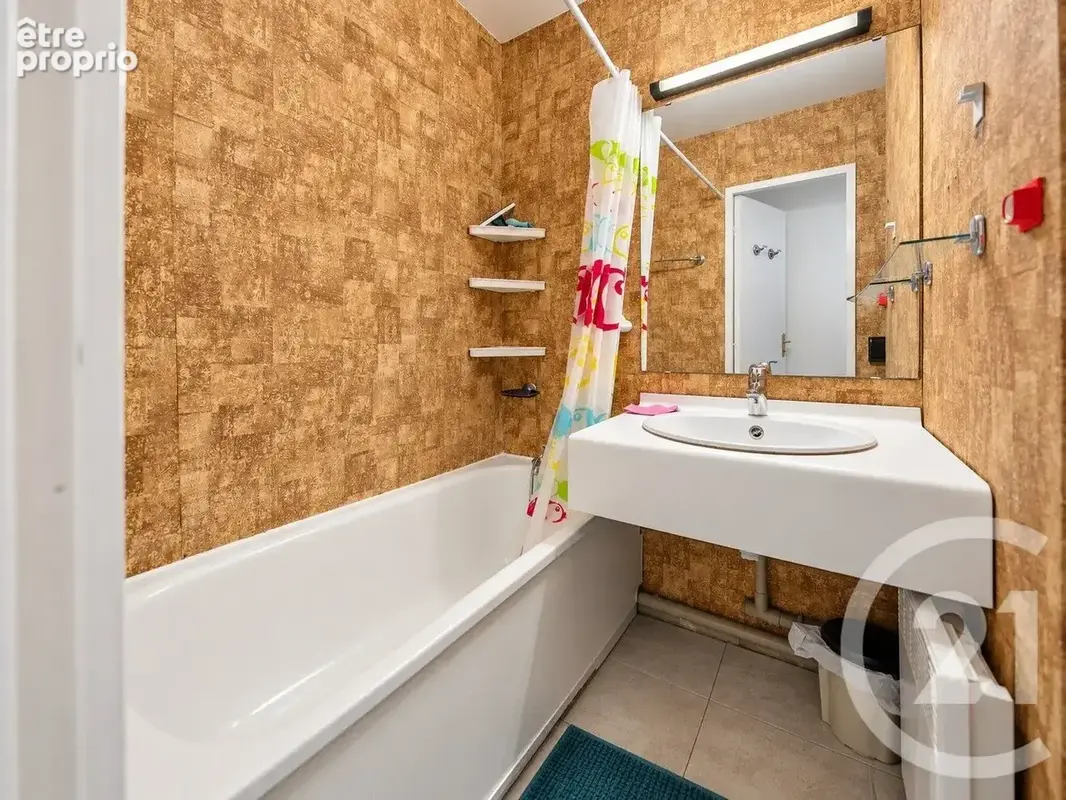 Appartement 2 pièces 30 m² à vendre à Bormes-Les-Mimosas (83230) - photo 6