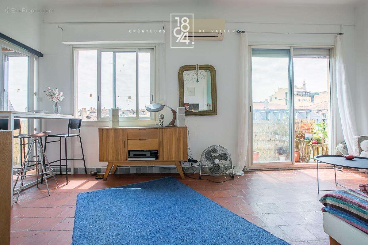 Appartement T2/3 à vendre Marseille 6ème (13006) I 50 m2 I Vue Notre Dame I Cours Pierre Puget - photo 3