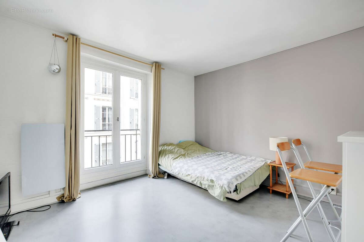 Appartement à PARIS-11E
