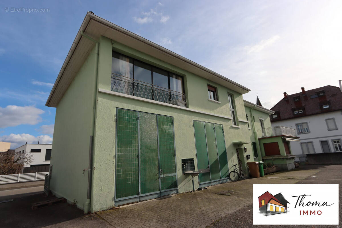 Maison à VILLAGE-NEUF