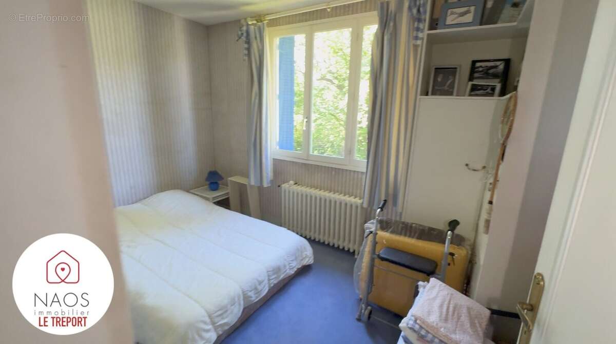 Pavillon individuel sur terrain de 2442 m² - photo 6