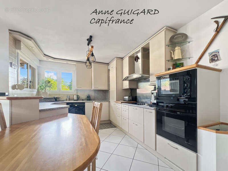 Appartement à ARCHAMPS
